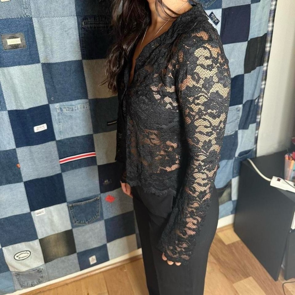 Chic Black Lace Button-Up Top - Picture 5 of 6